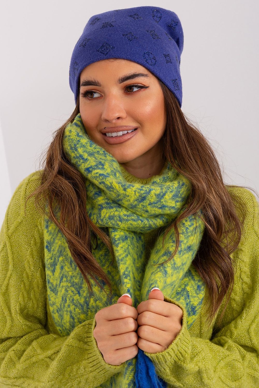 Cap model 208243 AT