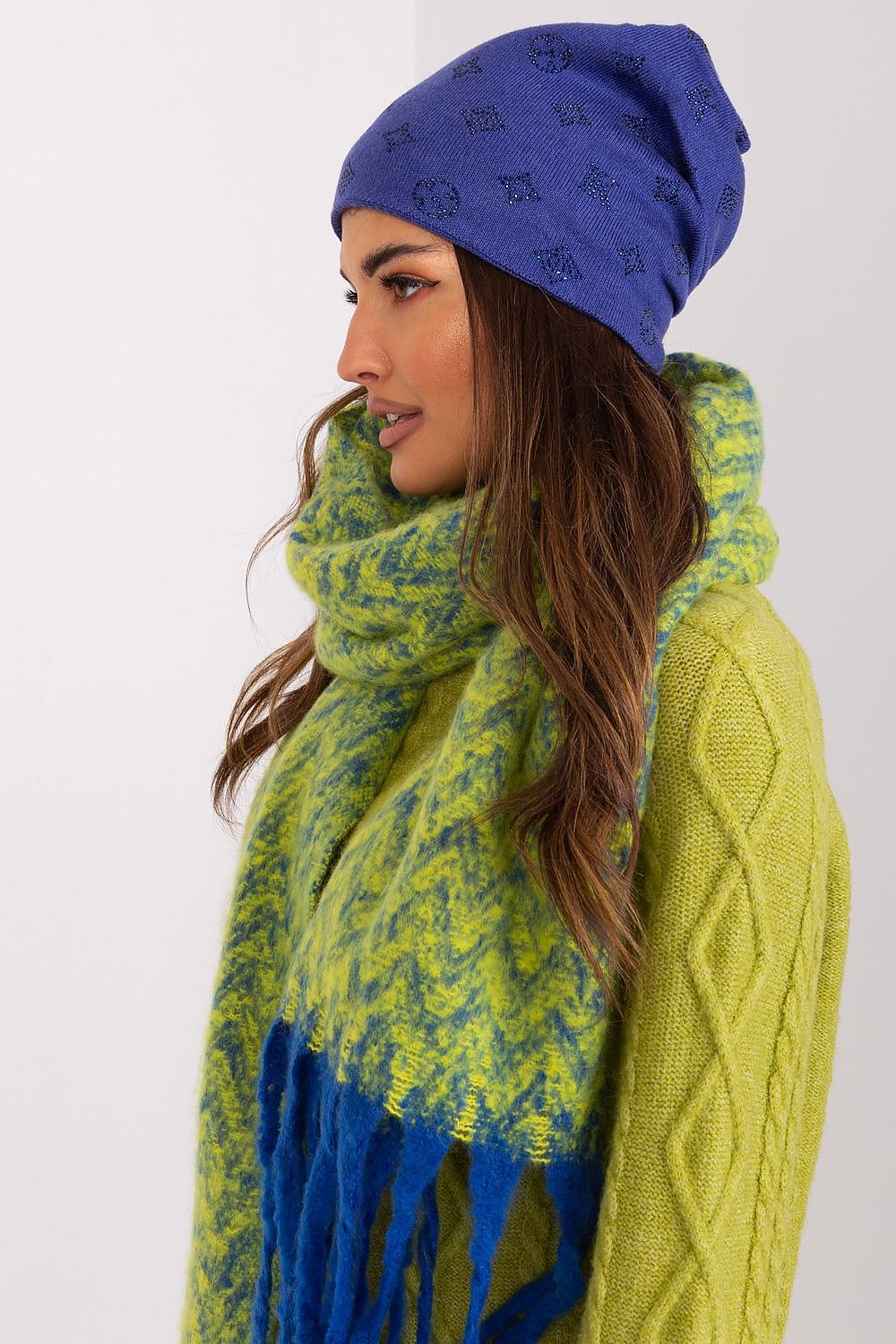 Cap model 208243 AT