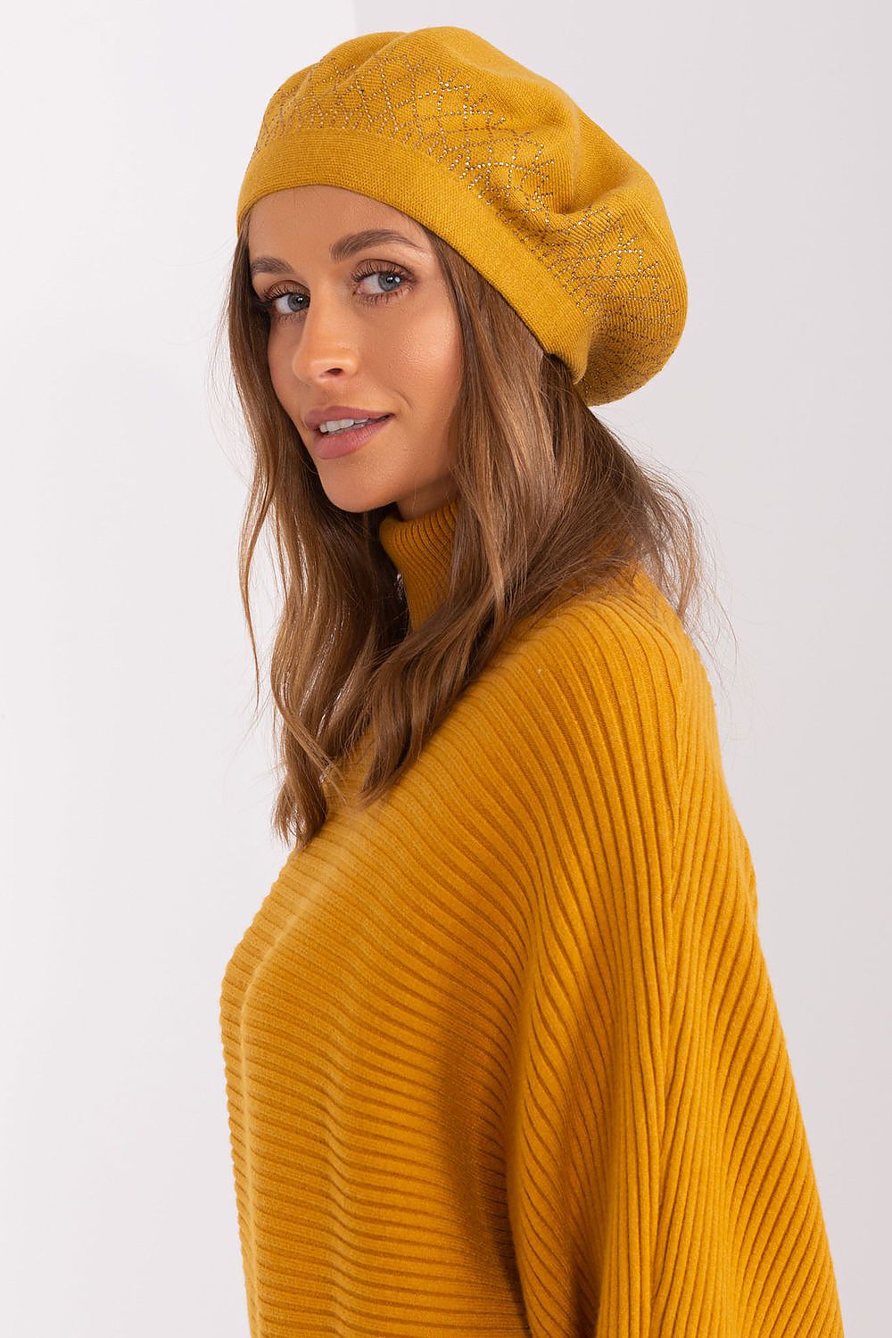 Beret model 208244 AT-Fashion Nordic
