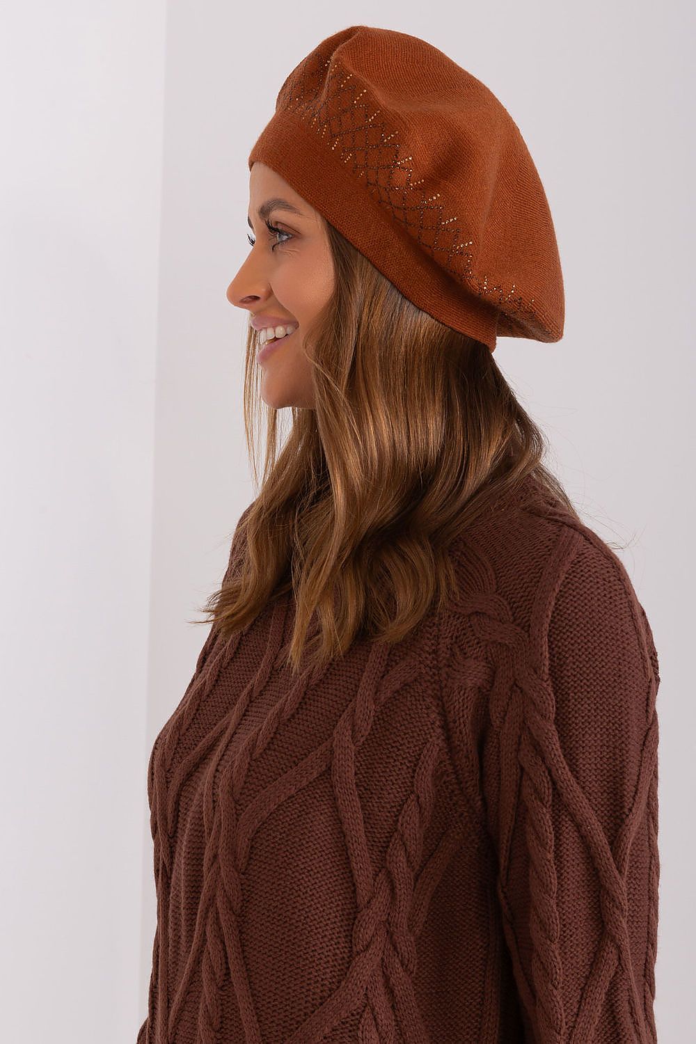 Beret model 208244 AT-Fashion Nordic