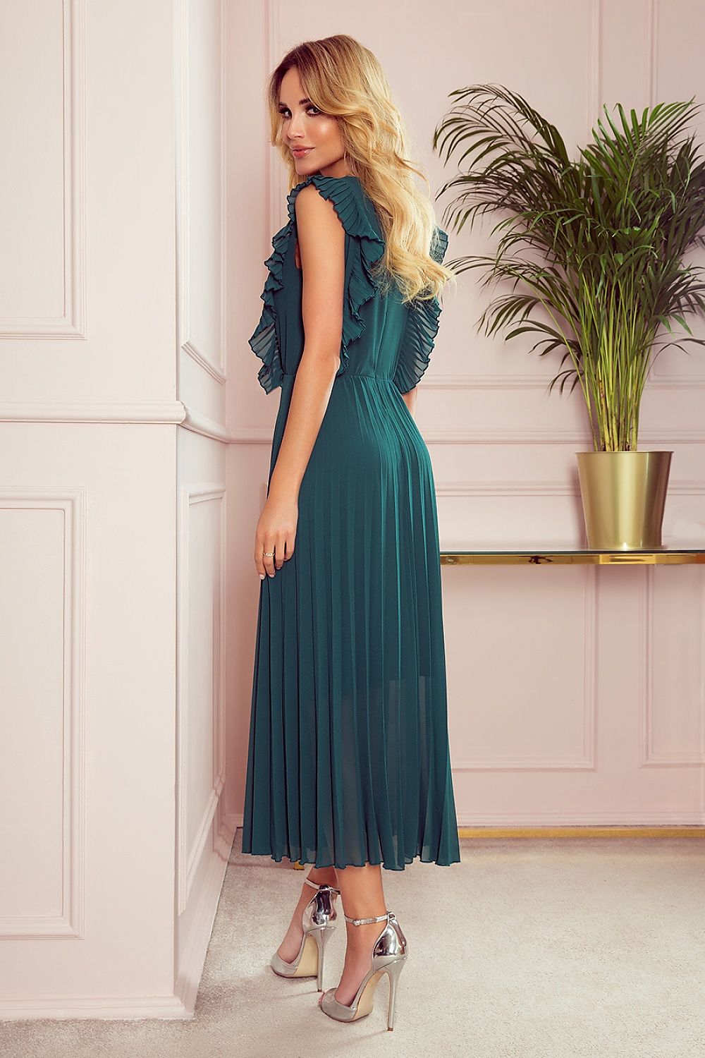 Cocktail dress model 145554 Numoco-Fashion Nordic